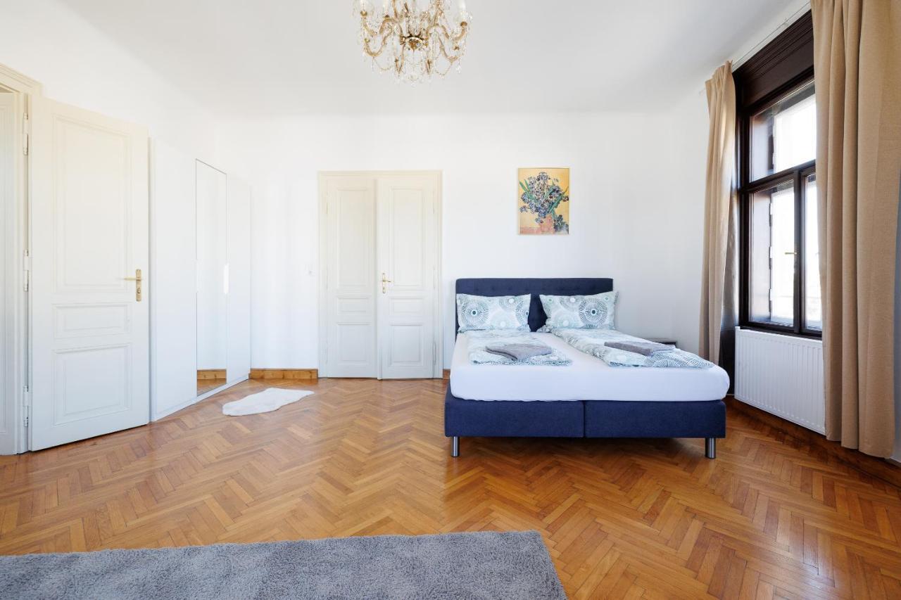 וינה Central Apartment - Private Sauna מראה חיצוני תמונה